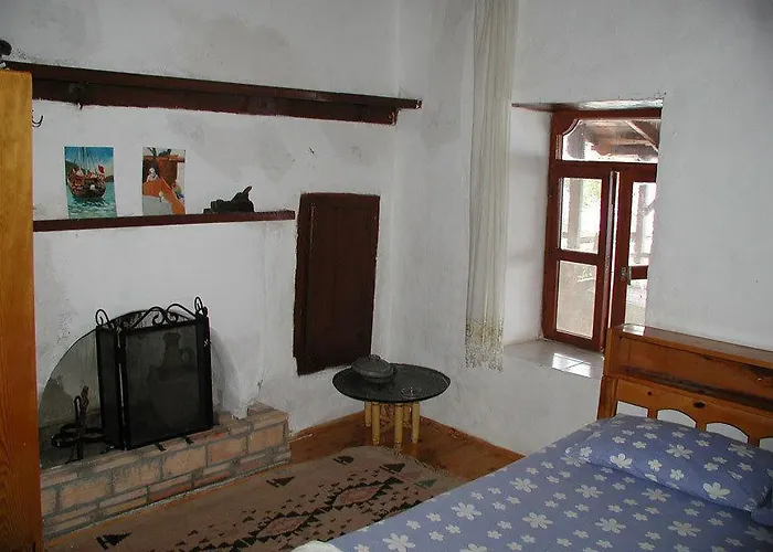 Kale * Калеючагиз